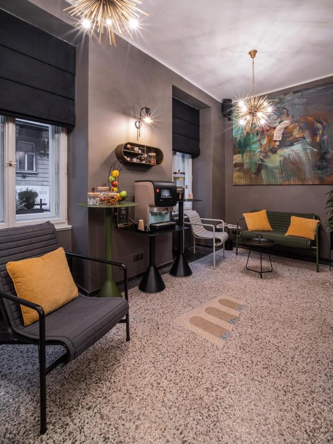 The Viaduct - Suites & More Πράγα Εξωτερικό φωτογραφία